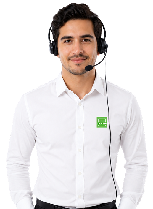 Retrato de una profesional sonriente que representa la satisfacción de los clientes de Obycon